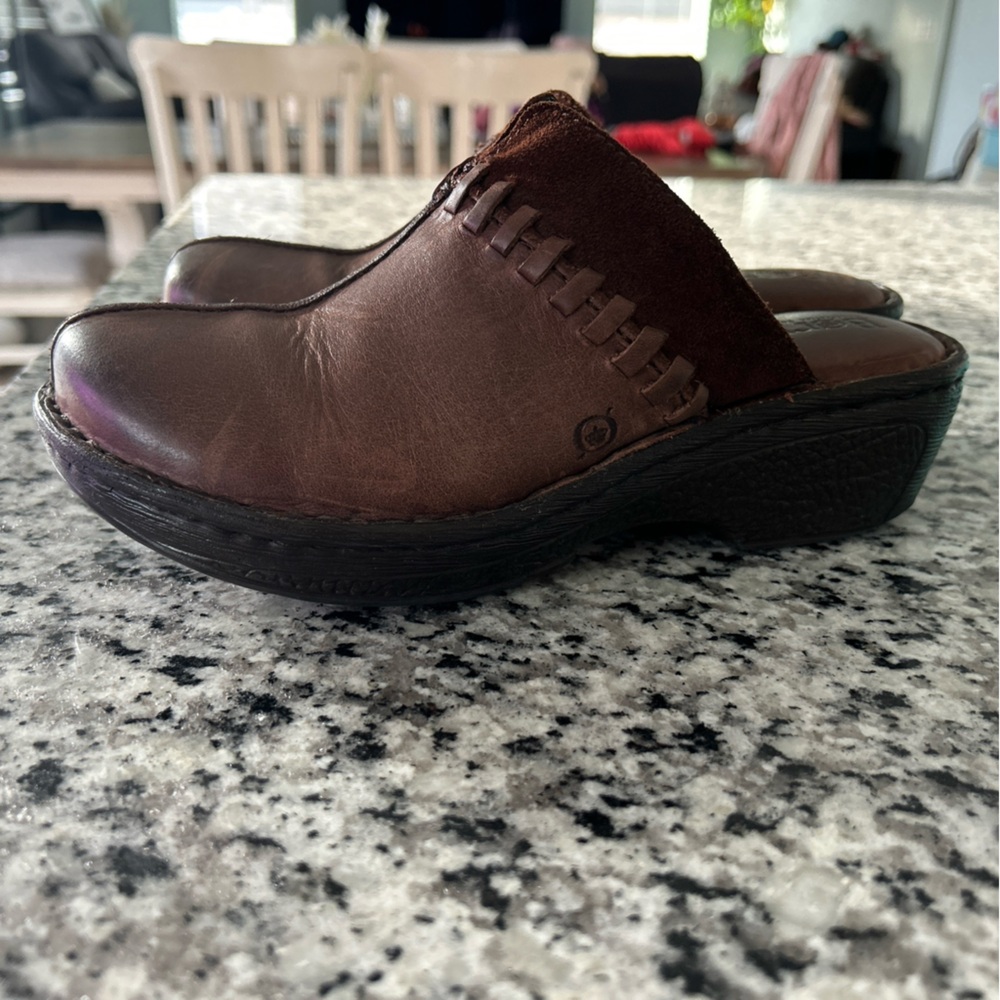 Born Brown Leather Women’s Shoes. Size 7/38